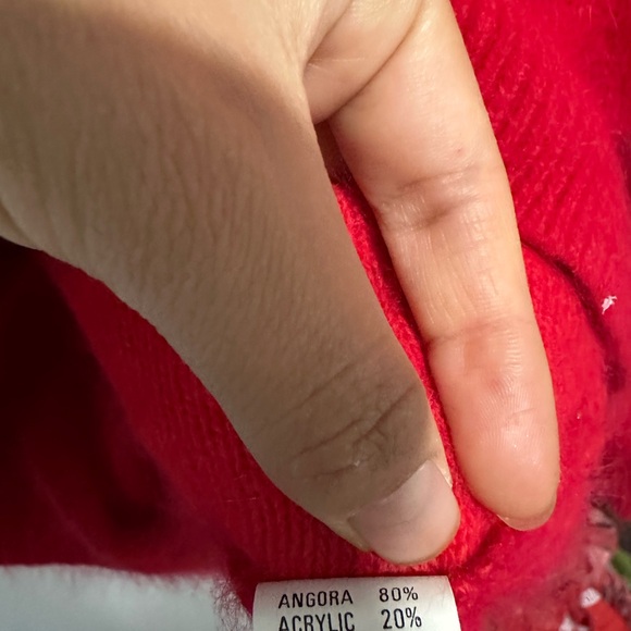 Elegant Red Crew Neck Sweater - Picture 5 of 5